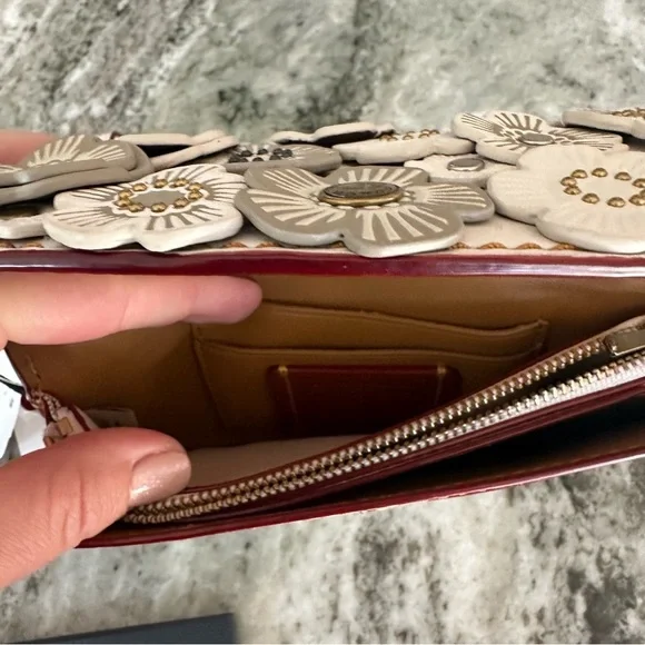 COACH 1941 Tea Rose Clutch Wristlet CHALK NWT - Picture 8 of 11